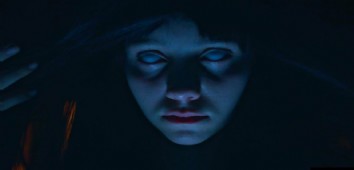 Trailer #2 de 13 Exorcismos
